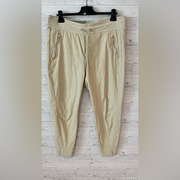 Athleta Women's Size 16 Trekkie North Jogger High Rise Pull On Pants Hiking - Picture 2 of 14
